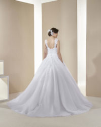 Robe de mariage en tulle pailletée,